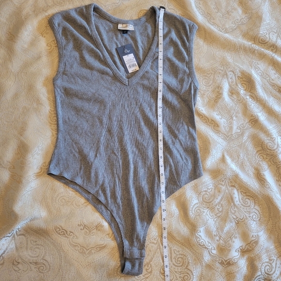 NWT Universal Thread Rib Bodysuit - Picture 7 of 9
